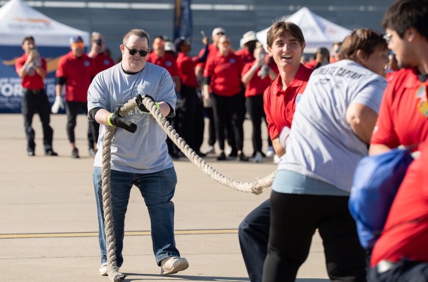 PLANEPULL_260927-19.jpg
