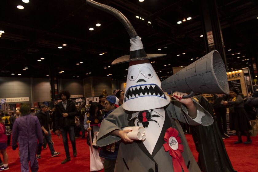 C2E2_030120_8.jpg