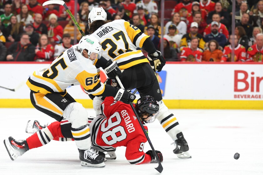 Pittsburgh Penguins v Chicago Blackhawks