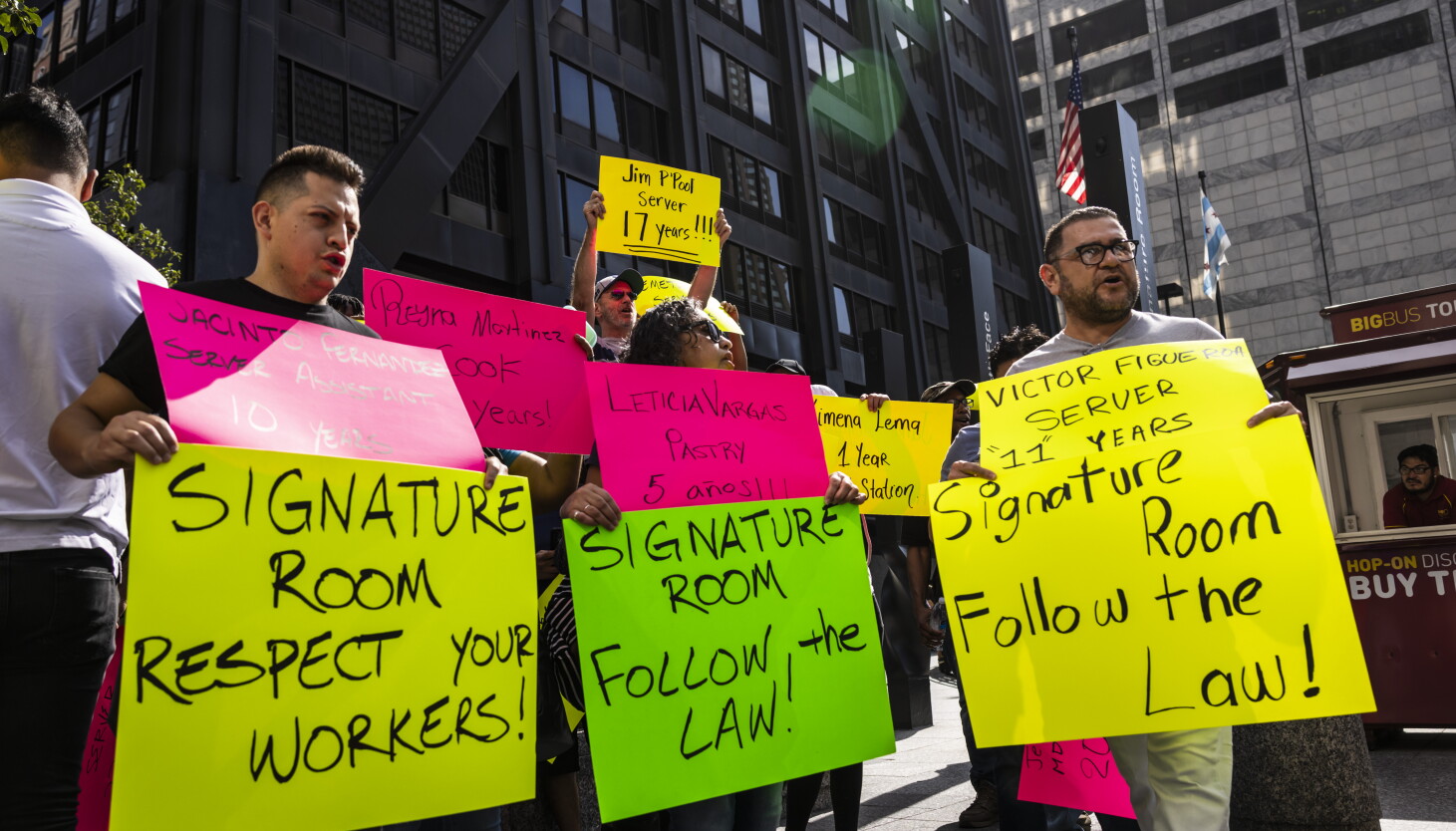 Former Signature Room workers awarded $1.5 million in back pay, benefits - Vimarsana News