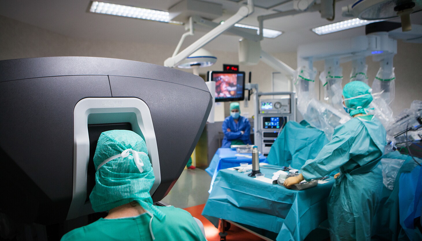 High-tech hospital procedures for all High-tech hospital procedures for all