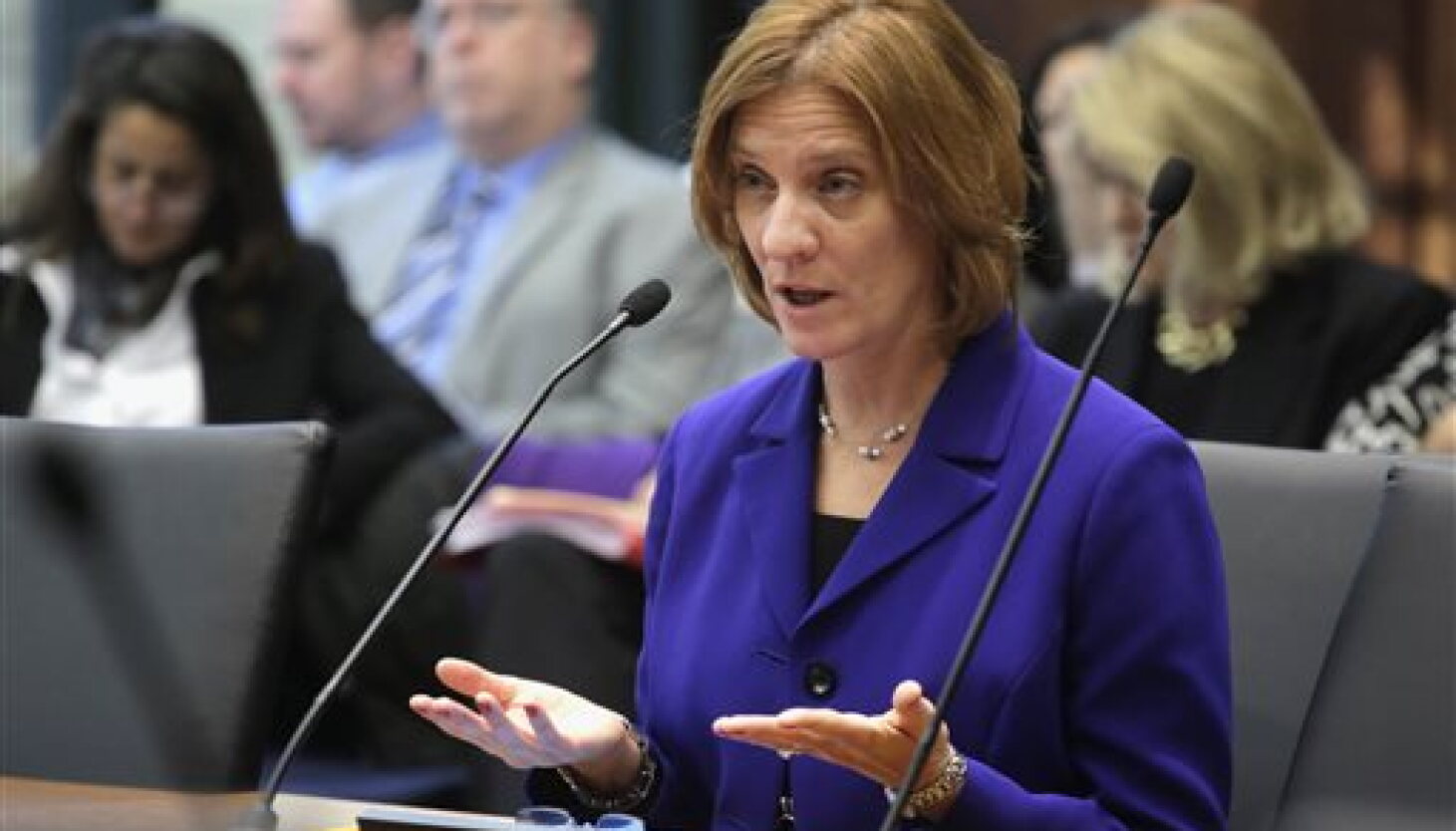 Deborah Riley Dcfs Chicago DCFS: More kids died from abuse, neglect than first reported - WBEZ Chicago