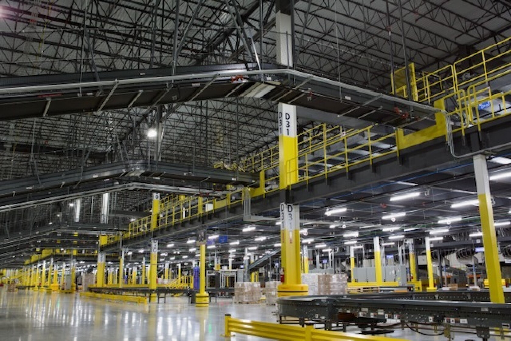 Walmart opens consolidation center in Minooka, creating 700 jobs ...