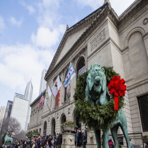 Chicagoans re-create a historic photo of the Art Institute of Chicago. | Provided by the Art Institute
