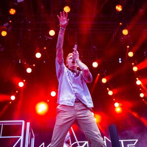 Machine Gun Kelly performs at Wrigley Field. | Ashlee Rezin/Sun-Times