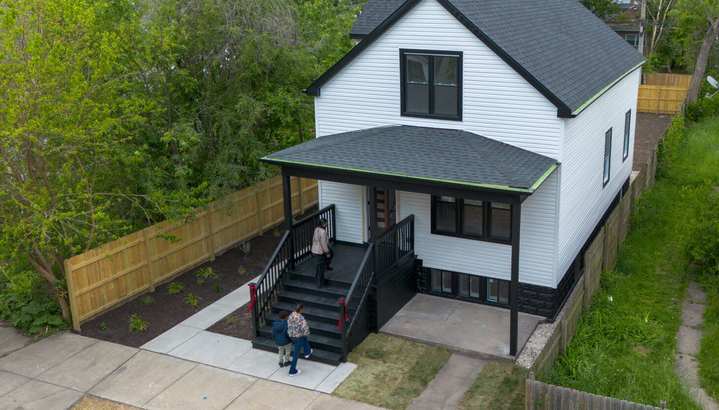 A city program to rehab more than 30 properties in the South and West sides is back
