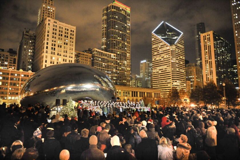 Caroling at Cloud Gate. | FILE PHOTO