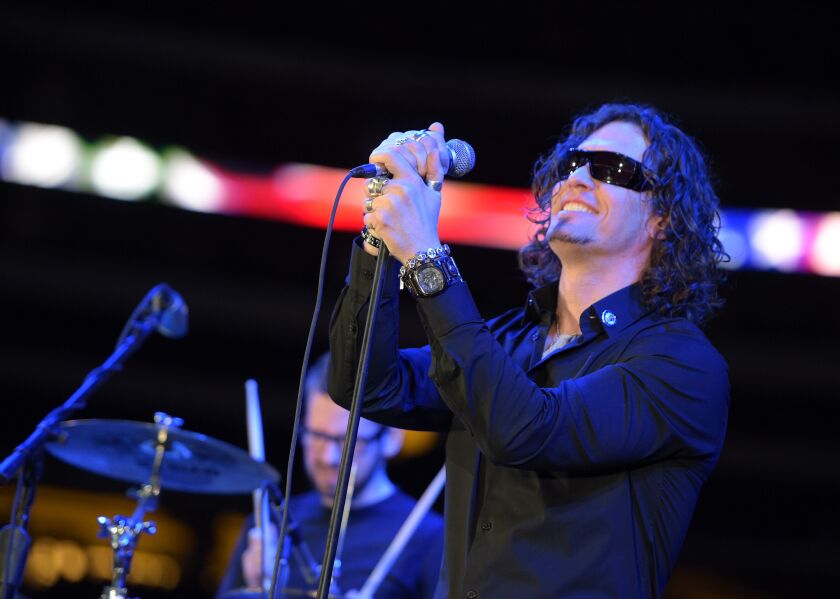 Musician Chris Cornell performs in Arlington, Texas. | Photo by Jason Kempin/Getty Images