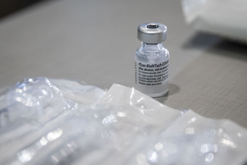VACCINE_121620_01.jpg