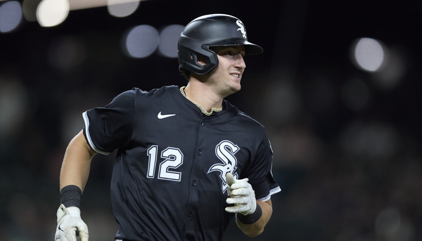 White Sox 'dominate the fastball' to charge powerful second-half offense