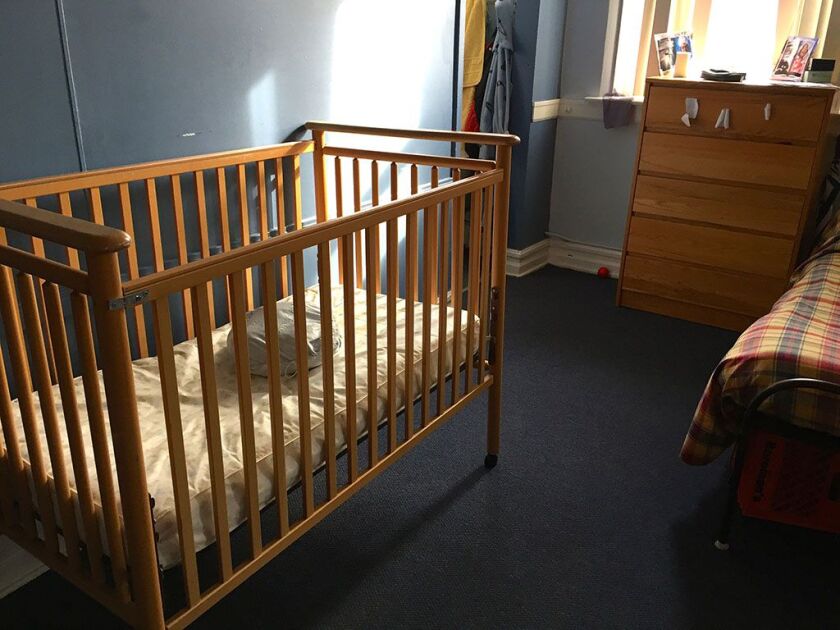Few rehab centers permit kids. St. Martin de Porres has cribs and a toy-strewn playroom. | Neil Steinberg/Sun-Times