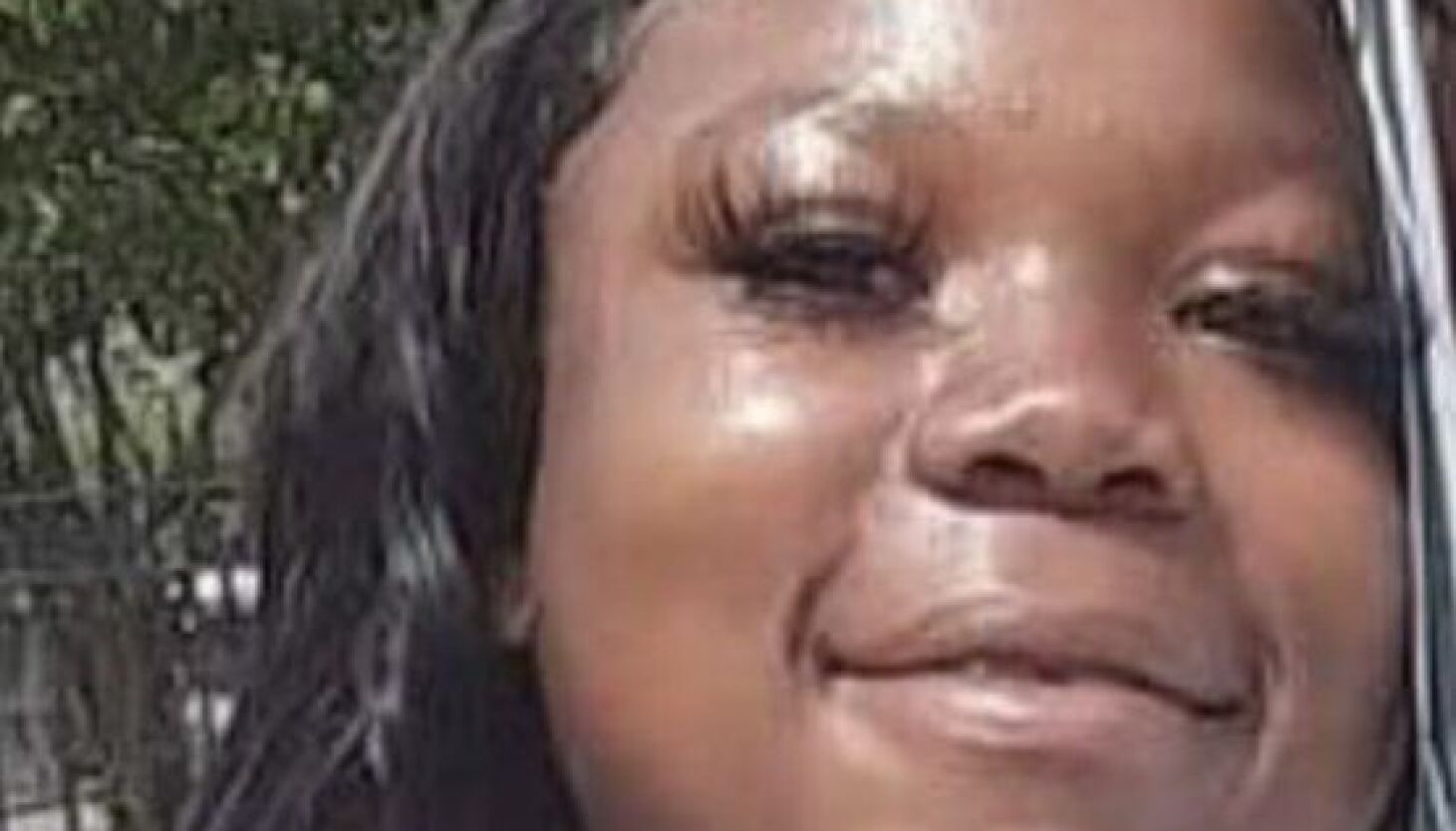 NextImg:Prosecutors charge Oak Lawn woman with murder in downtown stabbing of girl, 16