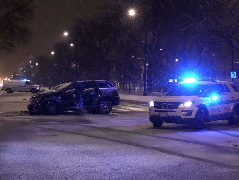 Police investigate a shooting about 2:30 a.m. Friday, February 1, 2019, in the 8300 block of South Stony Island Avenue. | Justin Jackson/ Sun-Times