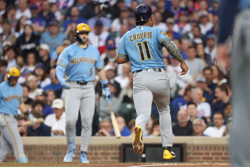 Milwaukee Brewers v Chicago Cubs