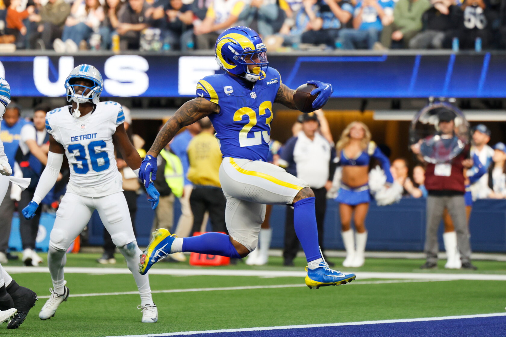 La Rams Lose Again Lions lose 41-34 as Rams clinch playoff berth - Chicago Sun-Times