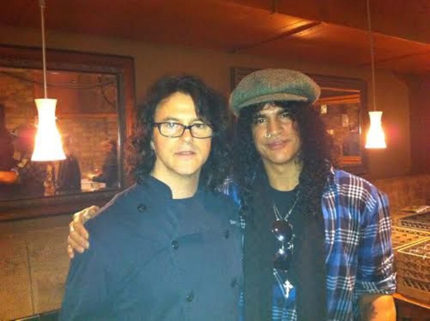 xSimon092215_slash.jpg