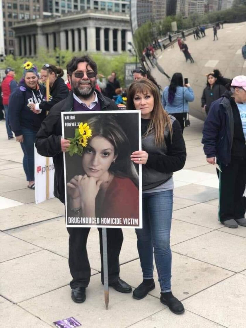 Terry Slaw and Irene Rodik at a demonstration in May 2019 in Millennium Park calling for enforcement of the state’s drug-induced homicide law.