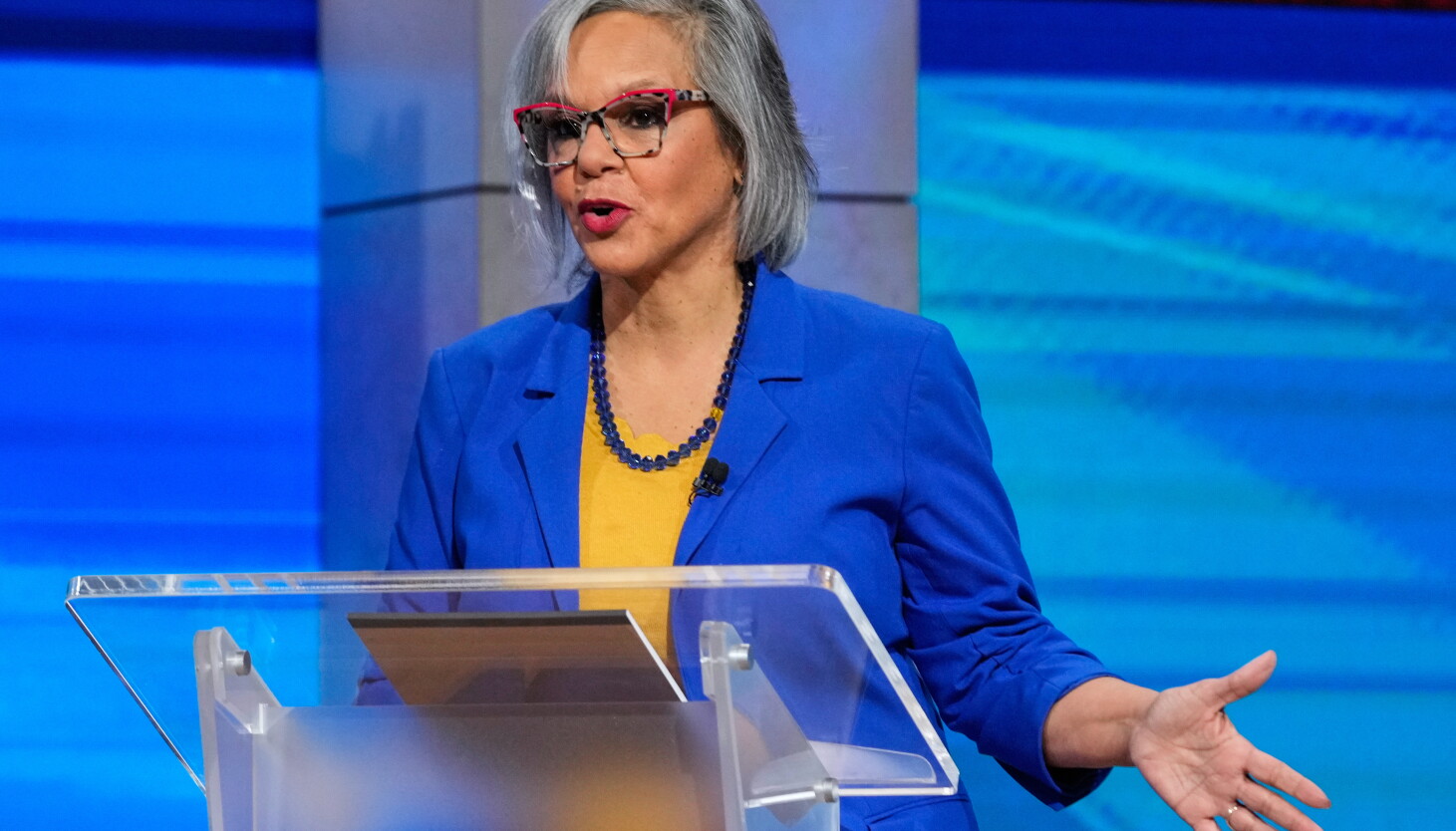 5 Things to Know About Robin Kelly, Democratic Senate Hopeful in Illinois 2 THE VAGABOND NEWS https://cst.brightspotcdn.com/dims4/default/54324ec/2147483647/strip/true/crop/5572x3181%2B0%2B267/resize/1461x834%21/quality/90/?url=https%3A%2F%2Fchorus-production-cst-web.s3.us-east-1.amazonaws.com%2Fbrightspot%2F47%2F78%2F9059b82f4640b582288718778c41%2Fus-election-2026-illinois-senate.jpg