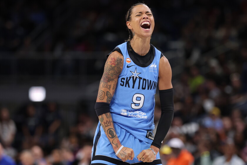 Dallas Wings v Chicago Sky