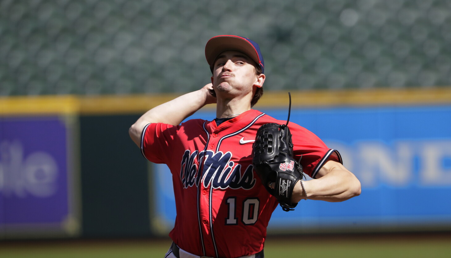 Τα Cubs παίρνουν το Ole Miss pitcher Cade Townsend με την 23η συνολική επιλογή
