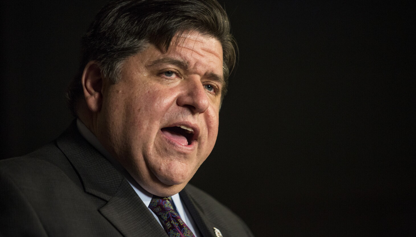 Pritzker eyes new stores to help combat food deserts - Vimarsana News
