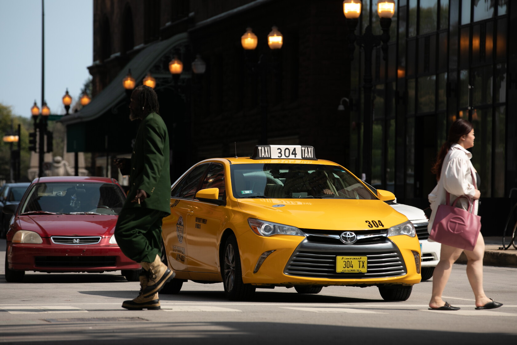 Cab Riders Rude cabdrivers need etiquette training - Chicago Sun-Times