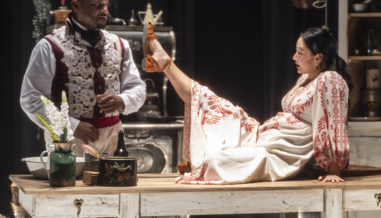 Michole Ristoon Review: Court Theatre‘s staging of ‘Miss Julie’ tackles class warfare ...