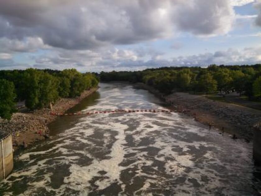 Looking down on the tailwaters of Carlyle Lake.<br>Dale Bowman/Sun-Times