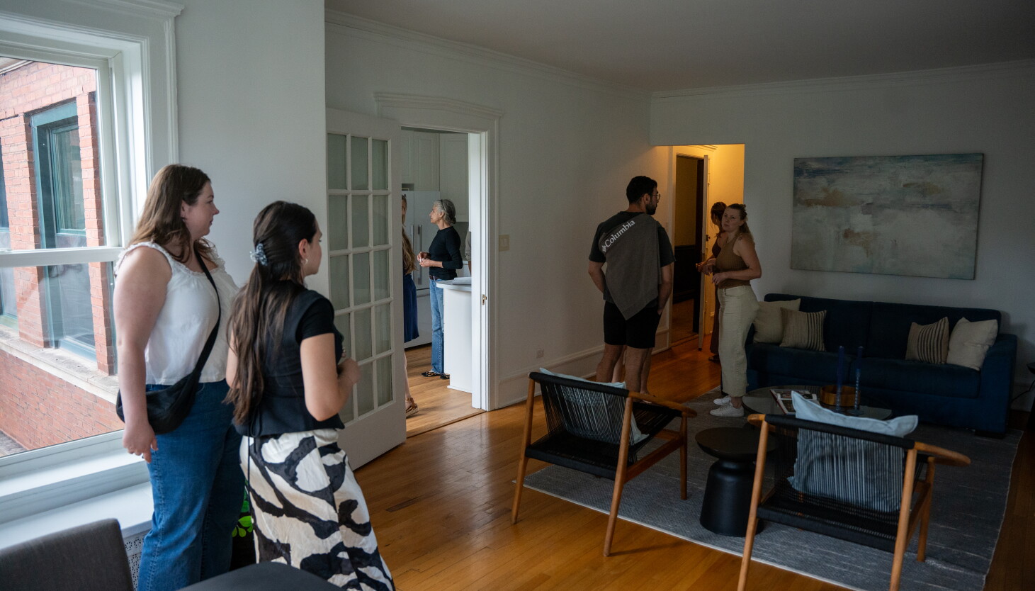 The Rundown: Many Chicago homebuyers face bidding wars