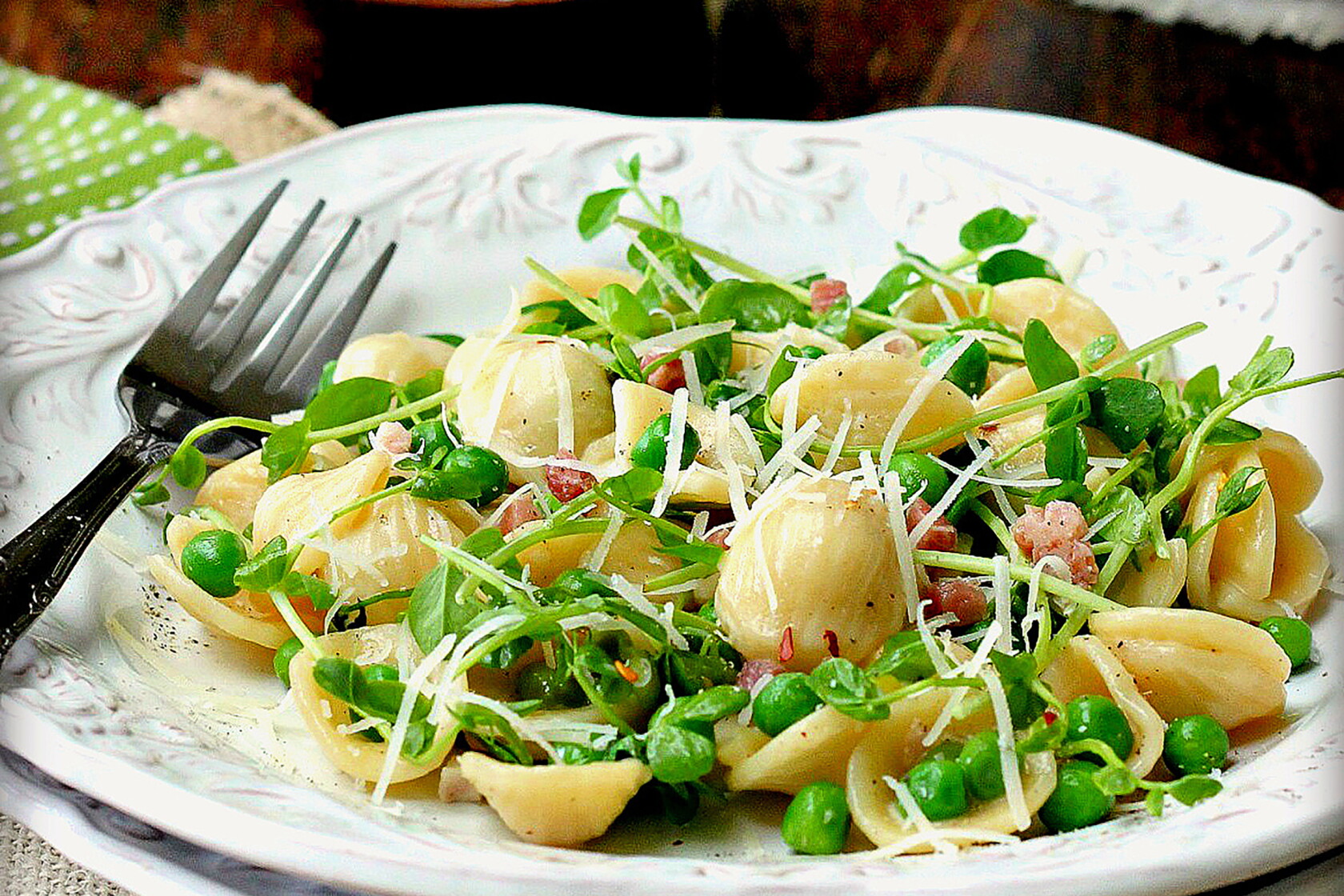 Colk Spring Bridge the seasons with a bowl of spring pea pasta - Chicago Sun-Times