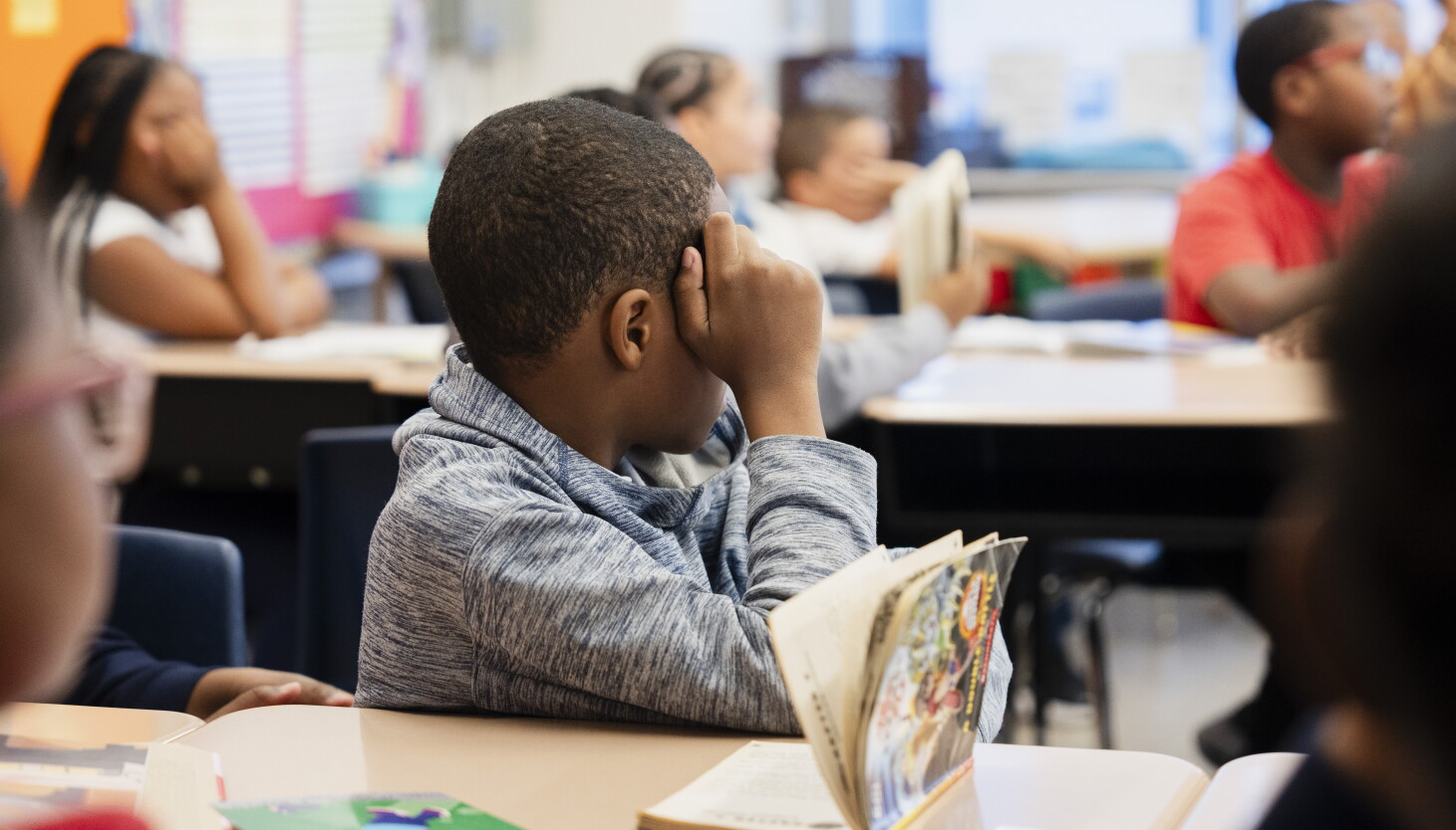 Illinois state board recommends schools get the minimum funding increase Illinois state board recommends schools get the minimum funding increase