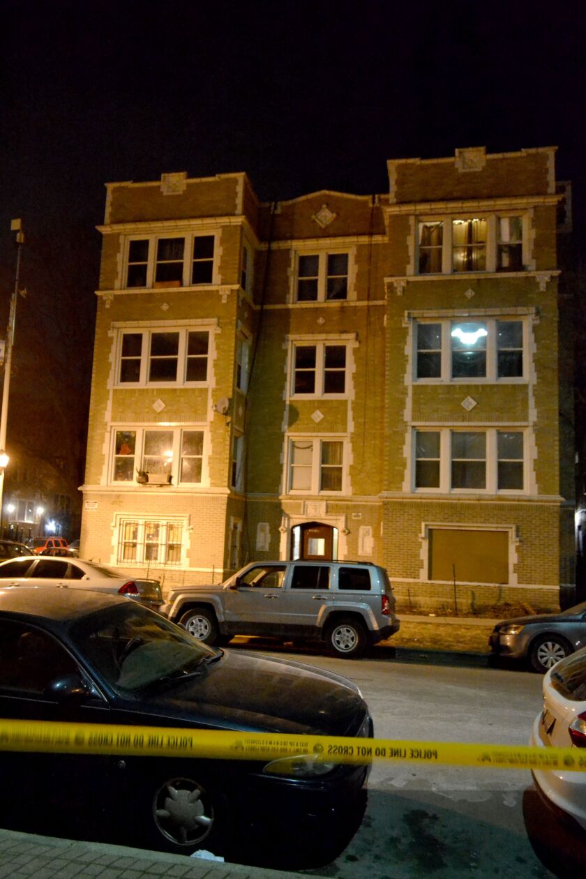 Officers respond to a shooting early Saturday in the 1500 block of West Jonquil Terrace that left a 28-year-old man wounded. | Justin Jackson/Sun-Times