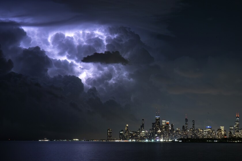 Temperatures plunge after severe storms, possible tornadoes hit Chicago ...