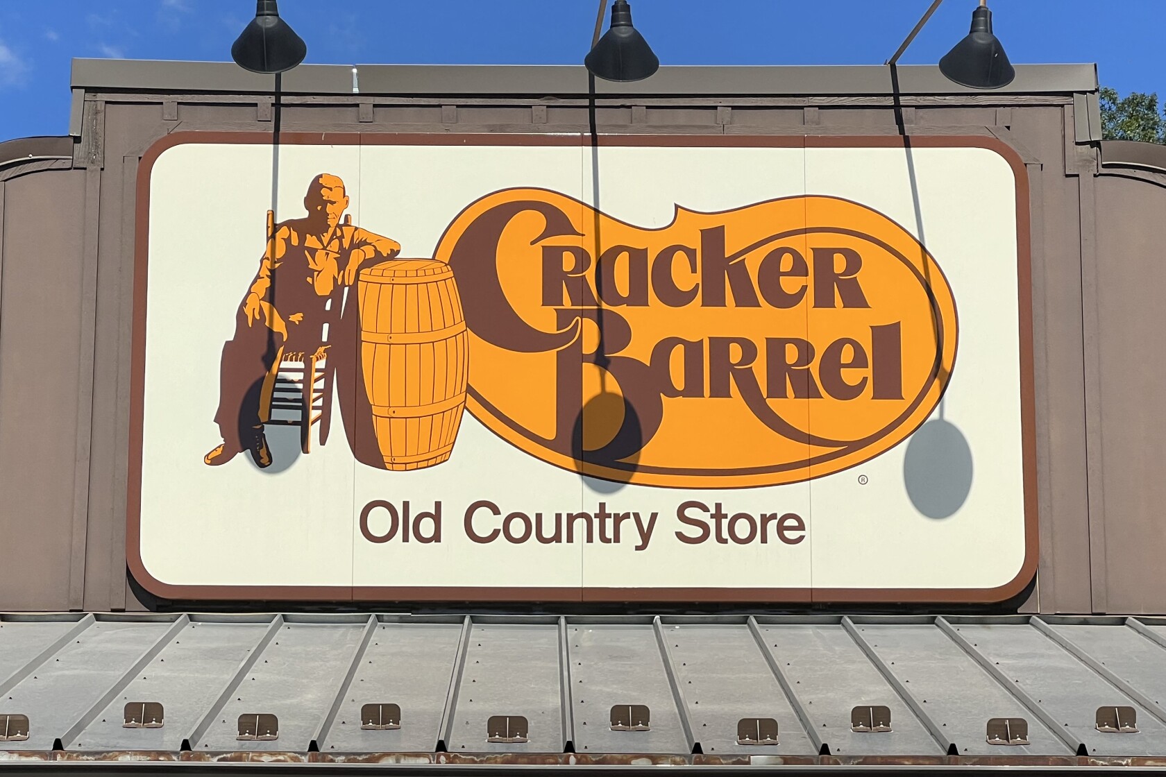 Under pressure from Trump and fans, Cracker Barrel says its old logo ...