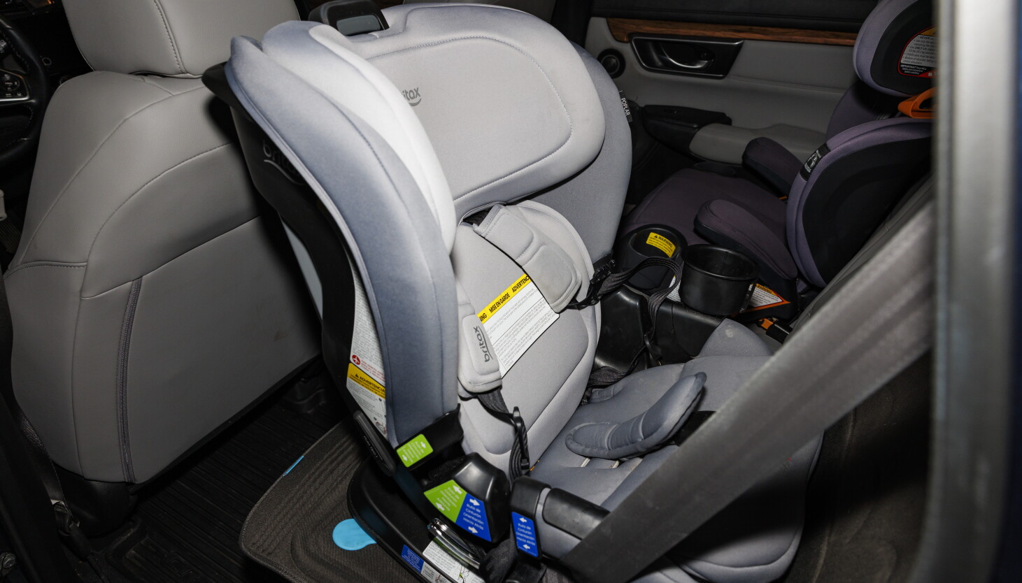Health care workers warn parents about knockoff car seats with too-good-to-be-true deals Health care workers warn parents about knockoff car seats with too-good-to-be-true deals