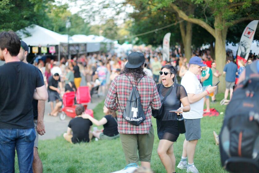 Logan_Square_Arts_Festival_photo_by_Ali_Karbassi.jpg