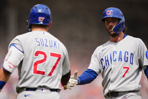 Cubs right fielder Seiya Suzuki and shortstop Dansby Swanson