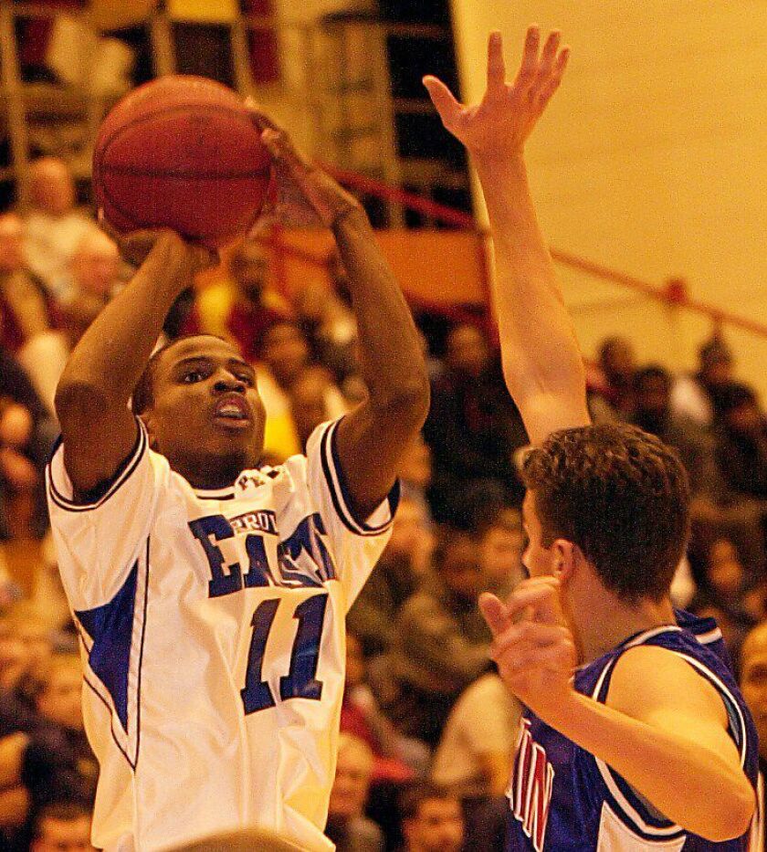 Proviso East’s Dee Brown plays against Larkin. Sun-Times file photo.