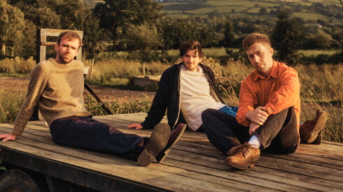 Kingfishr - Press Photo (Credit_ Rebecca Aston)_0.jpg