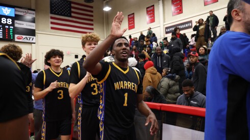 Warren's Jaxson Davis (1) scored 51 points against Kenwood in the Big Dipper championship game.