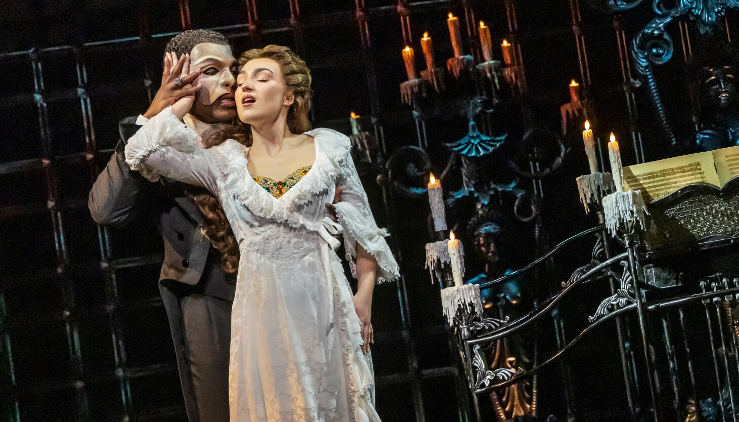 Review: Revived ‘Phantom of the Opera’ exemplifies excess at its most ...