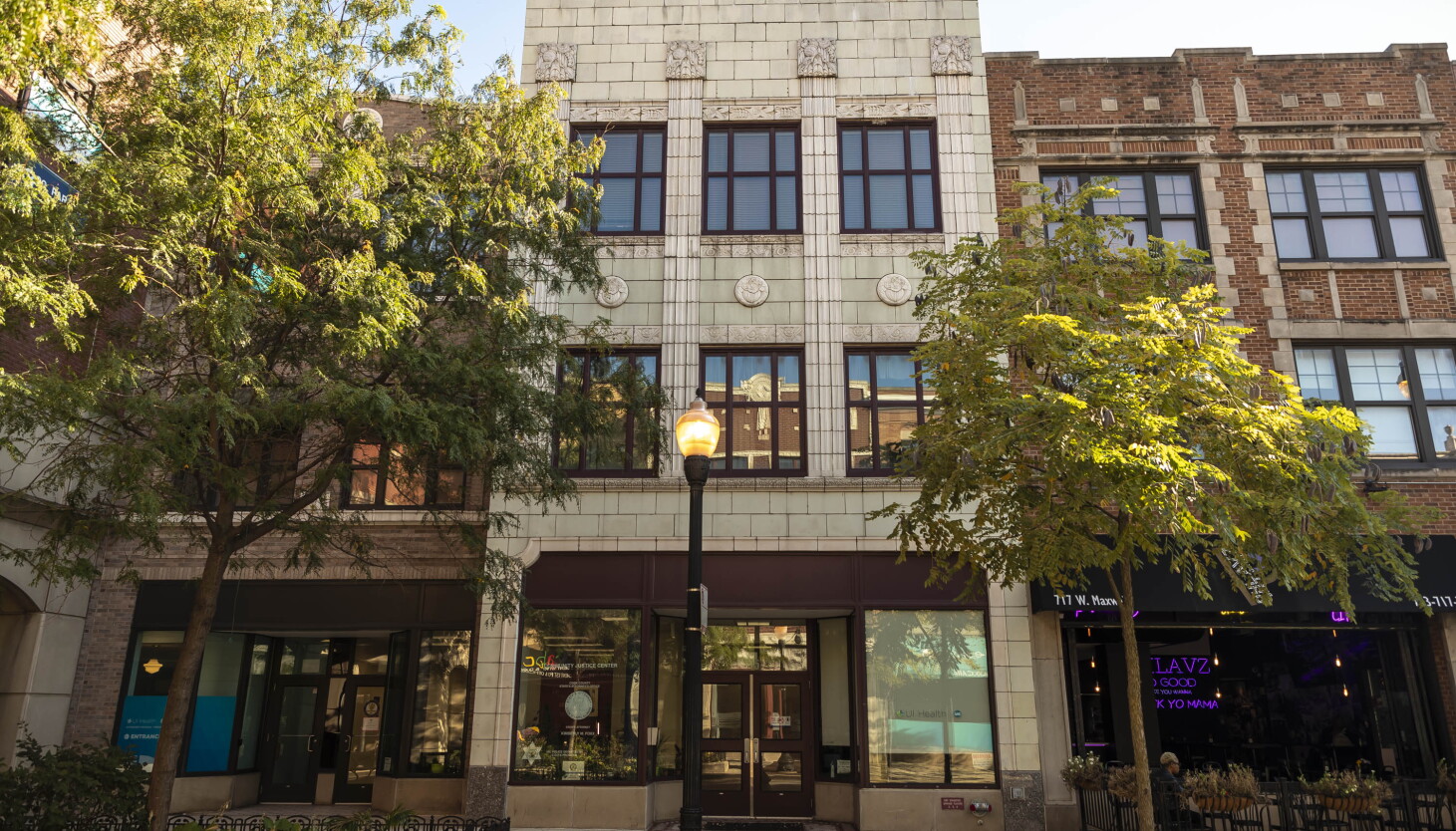 Maxwell Rieber Chicago What’s That Building? 700 block of Maxwell Street - WBEZ Chicago