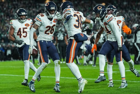 Bears Eagles Football