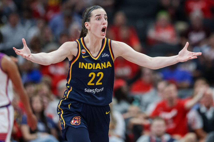 Phoenix Mercury v Indiana Fever