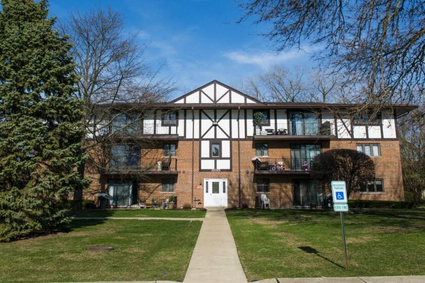 According to mortgage records, a total of $56,890 from Mayor Rahm Emanuel’s housing-assistance program went toward buying homes in the suburbs, including a condo in this building in Palos HIlls. City Hall says the mortgage records — filed by six mortgage