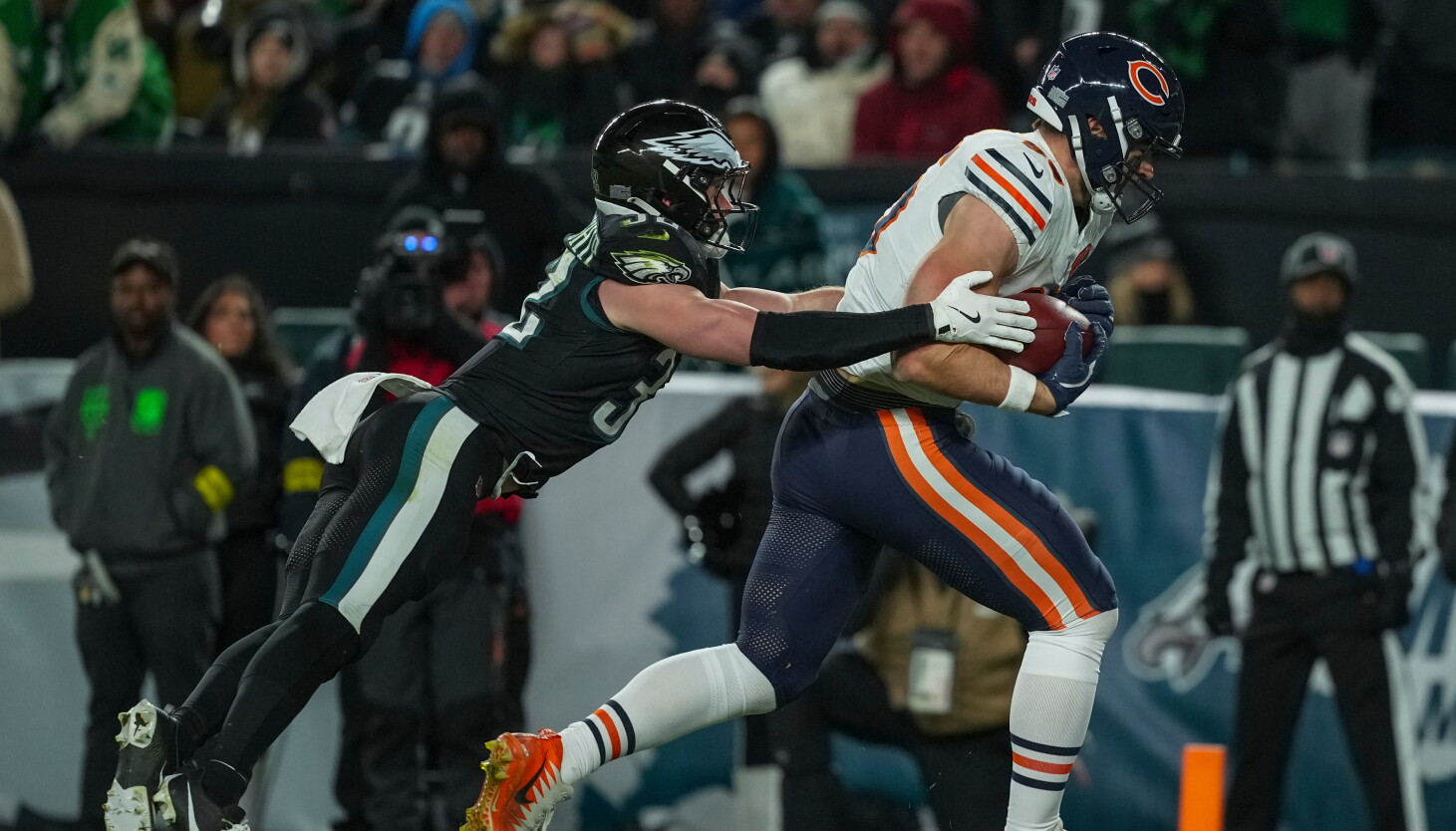 Bears Interception Monday Night Football: What to watch for in Bears-Eagles when each team ...