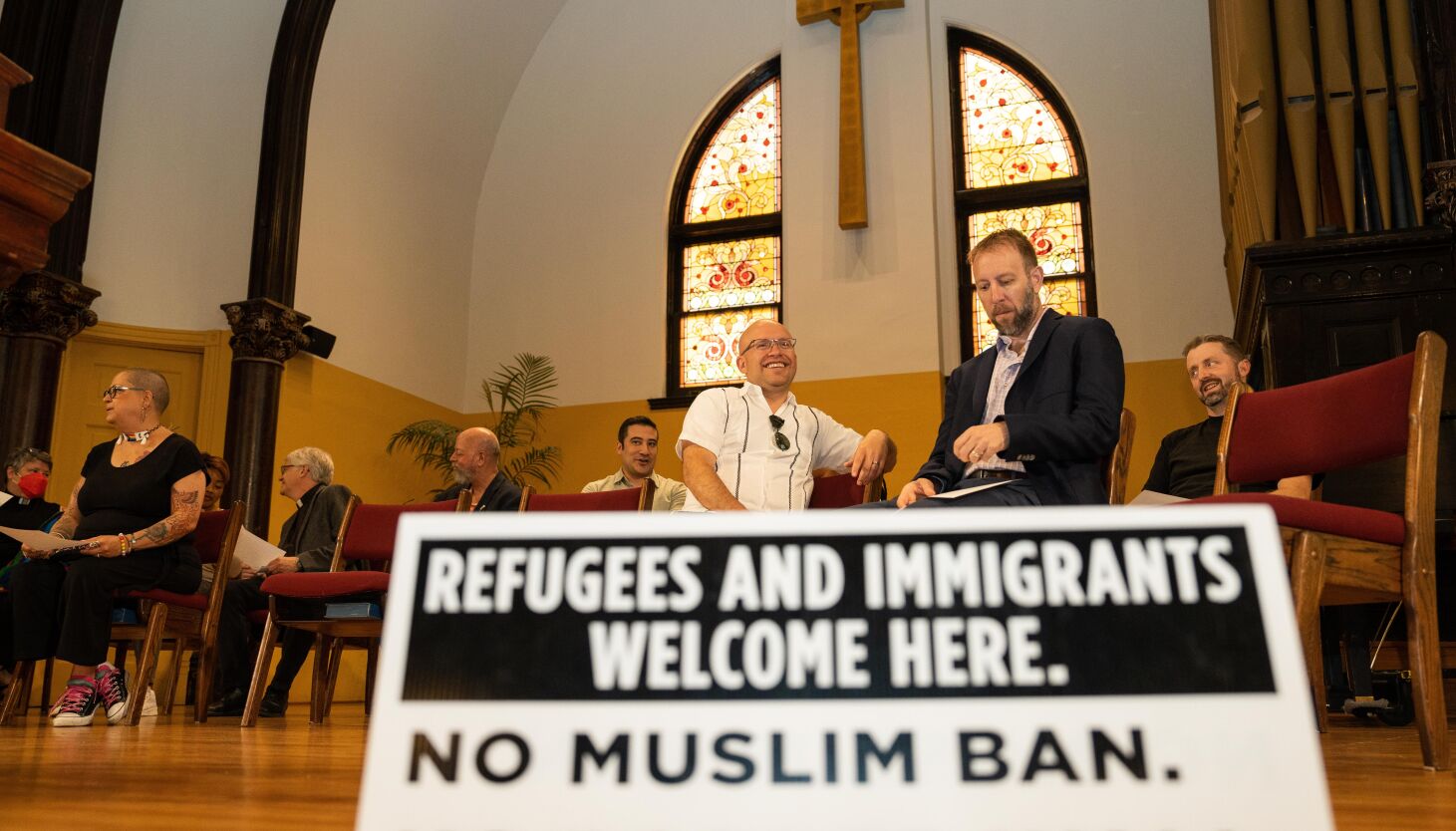 NextImg:Church leaders call for faithful across city to help support, house migrants living in police stations