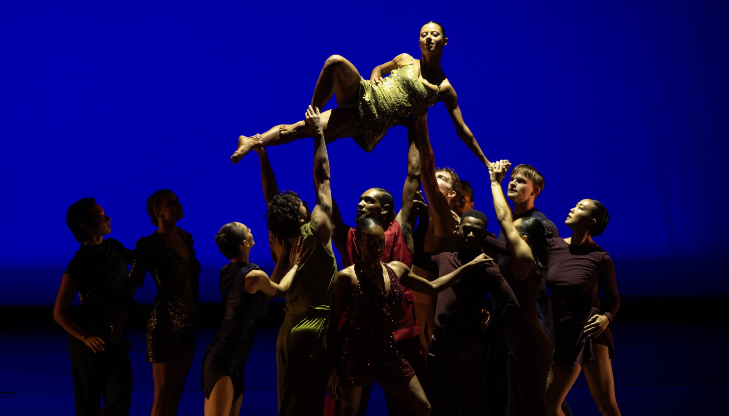Photos: See Chicago's top dancers defy gravity in athletic 'Dance for Life' showcase
