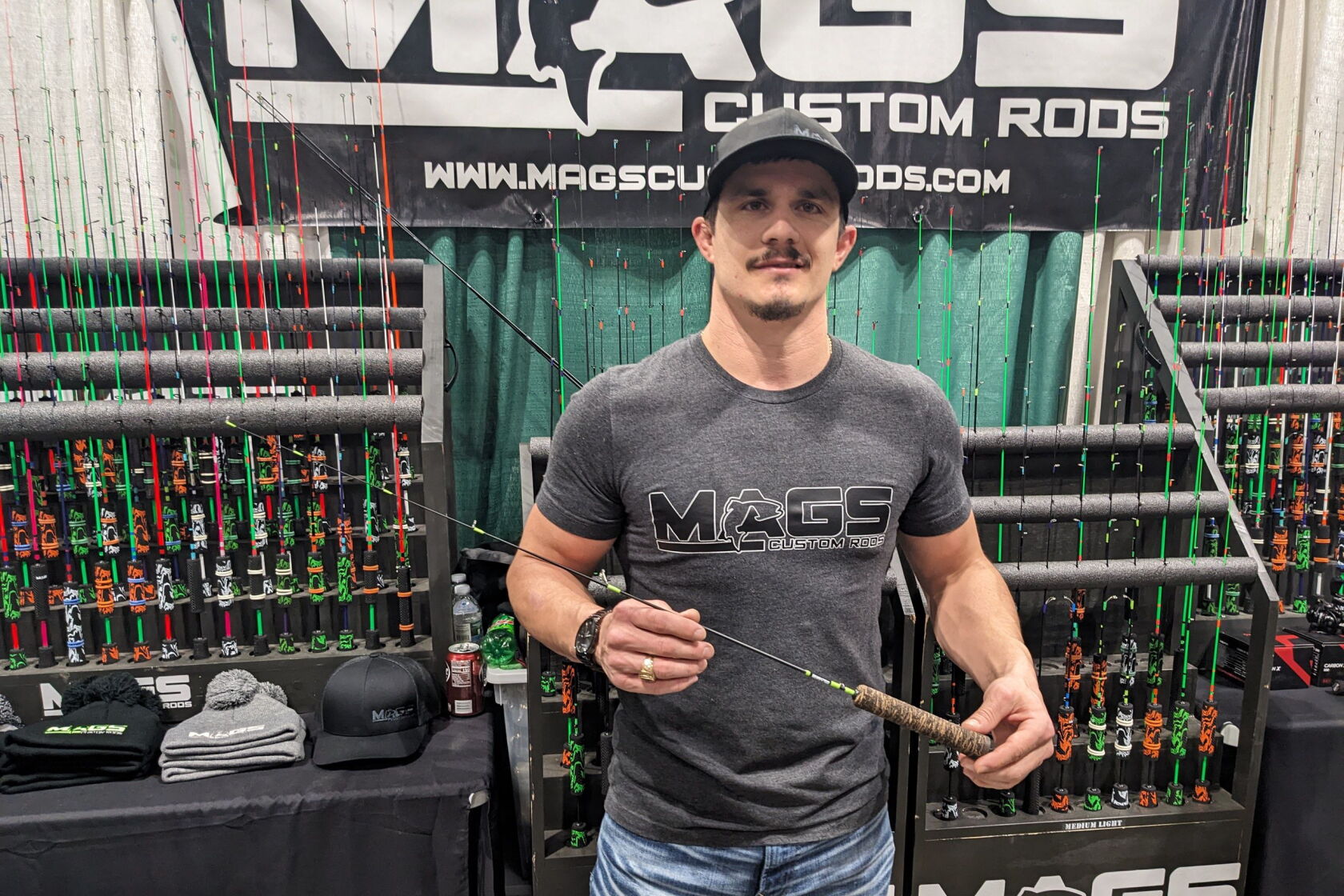Rod Bonefighter Chicago outdoors: Former fighter punches up from MMA to building custom ...