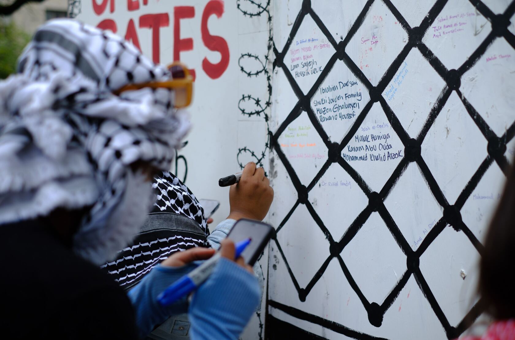 Pro-Palestinian protests continue on Chicago campuses; here's what to ...